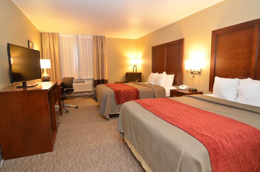 Comfort Inn Marshalltown South Bagian luar foto