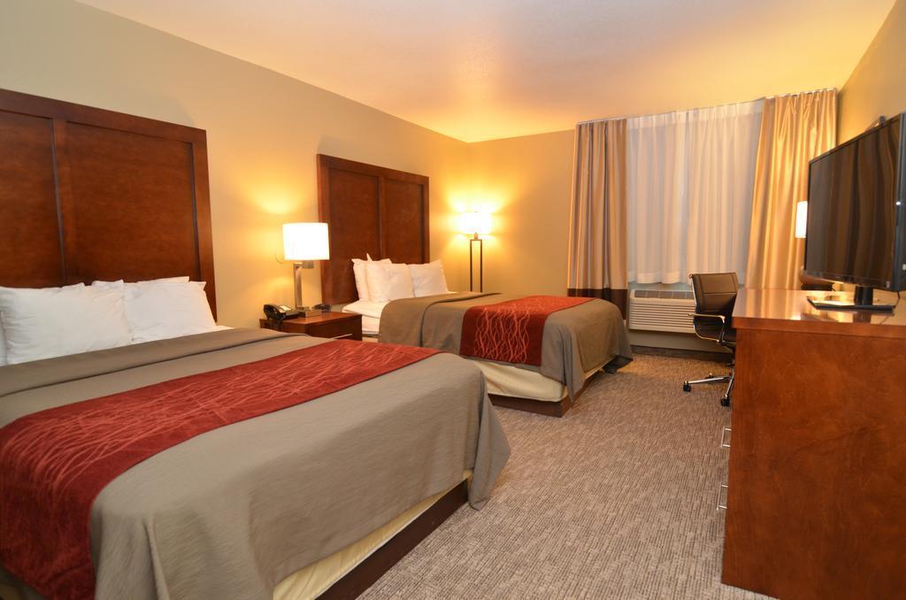 Comfort Inn Marshalltown South Bagian luar foto