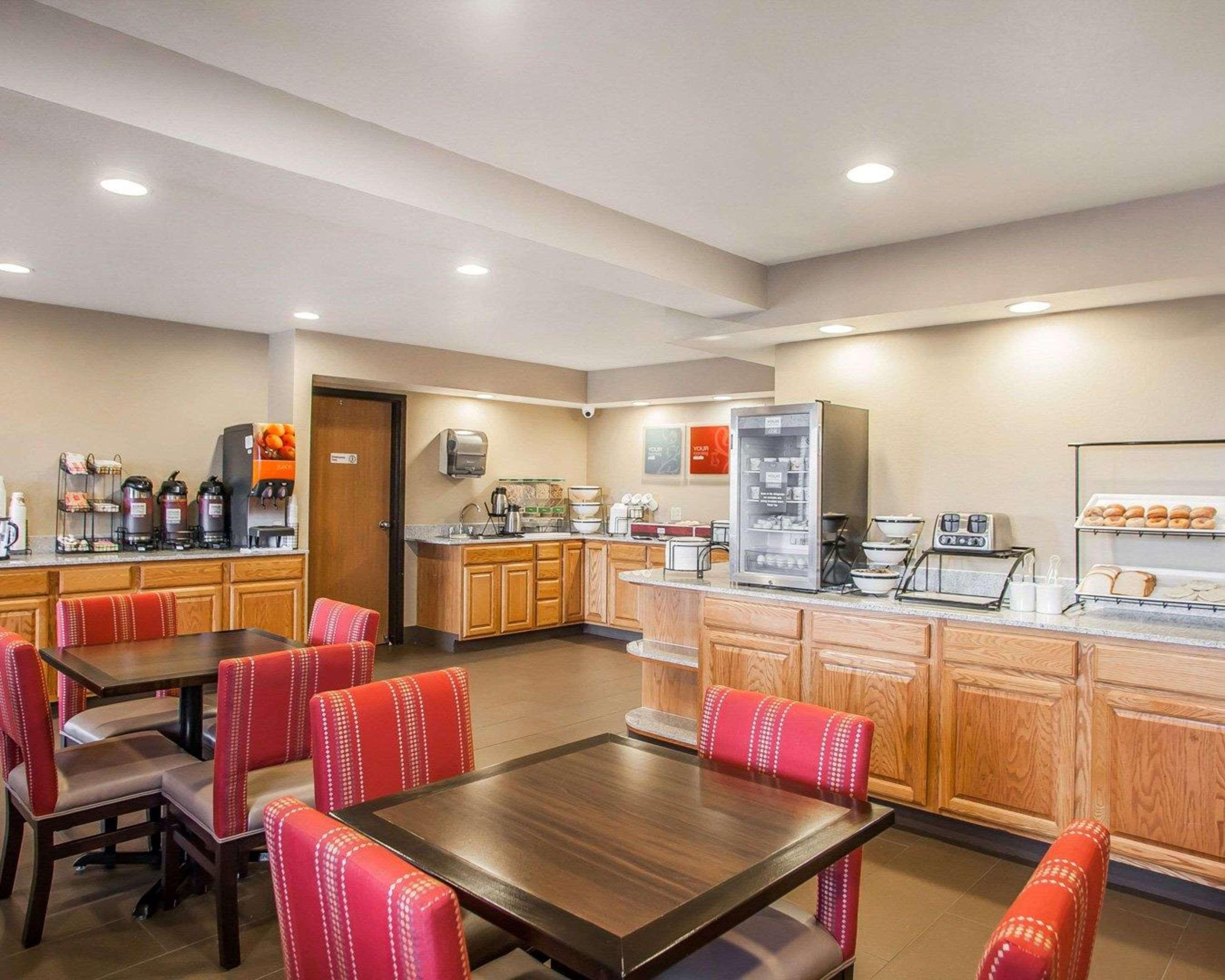 Comfort Inn Marshalltown South Bagian luar foto