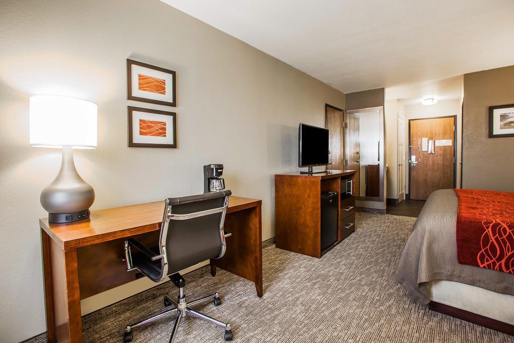 Comfort Inn Marshalltown South Bagian luar foto