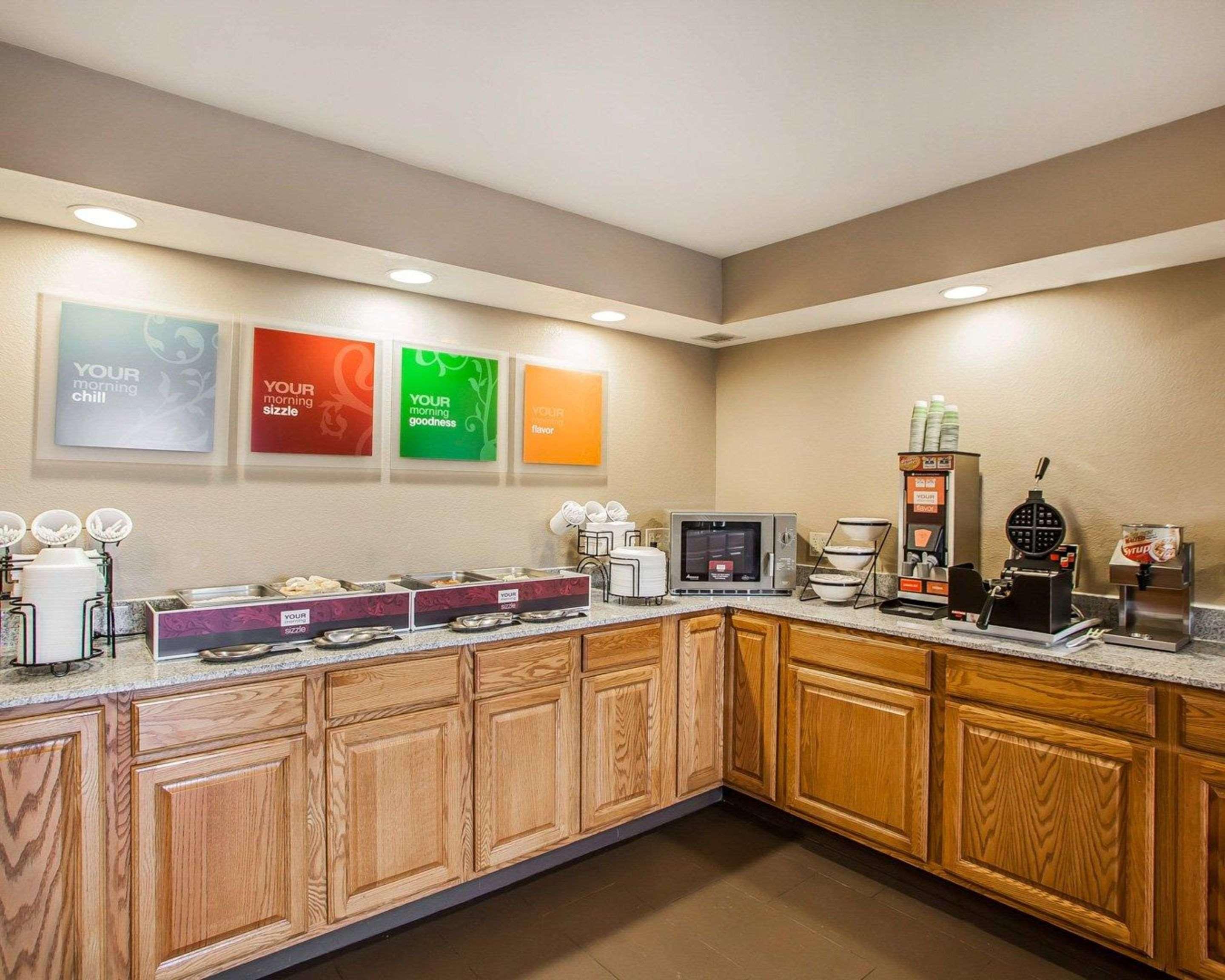 Comfort Inn Marshalltown South Bagian luar foto