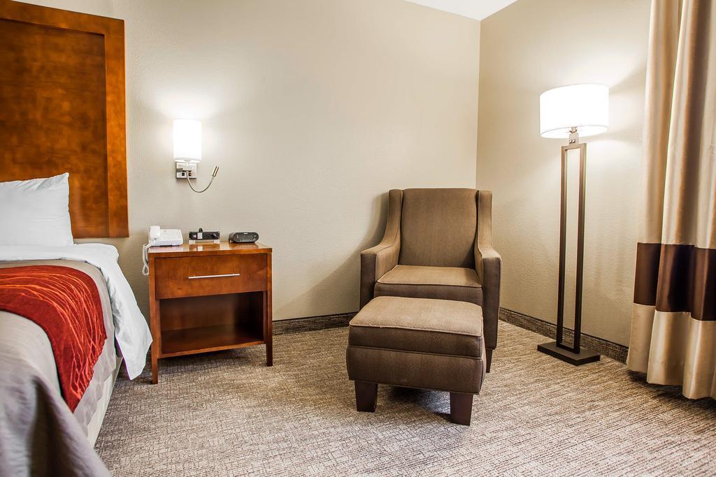 Comfort Inn Marshalltown South Bagian luar foto